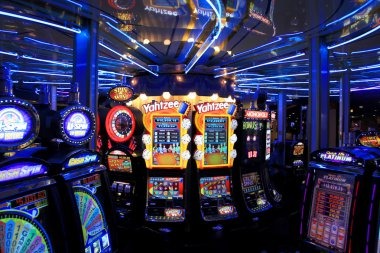 flowgpt slot game interface showing Aviator and Sweet Bonanza